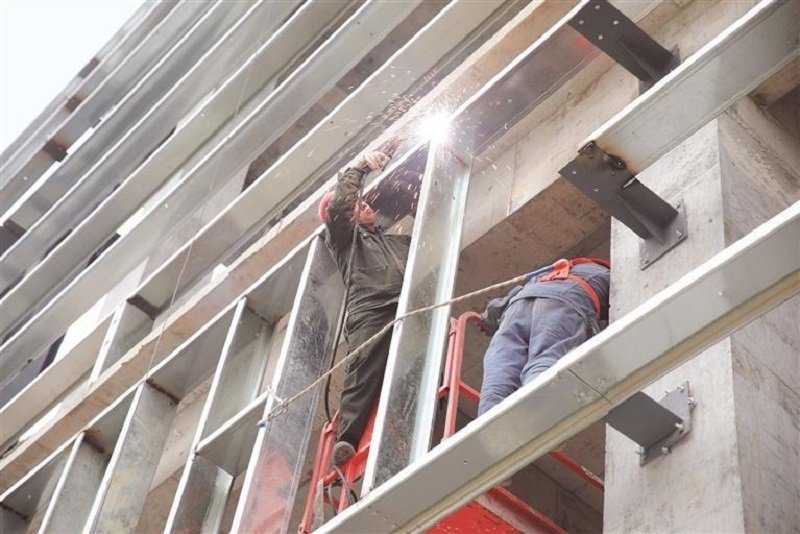 　　項目現(xiàn)場施工忙。 貴州日報天眼新聞記者 楊曦 攝